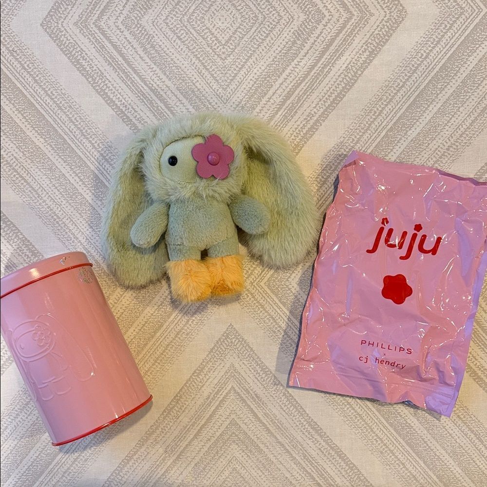 Collectible CJ Hendry Juju Keychain – Style #21 (Green w/ Purple Flower Eye)